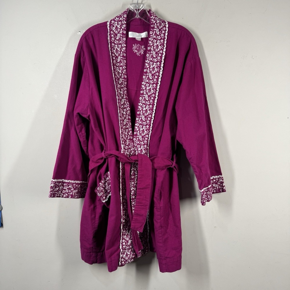Eileen West Fuchsia White Lace Trim Floral Embroidered Flannel Wrap Robe Sz L